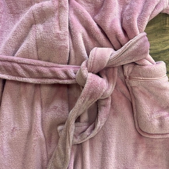 CAROLE HOCHMAN | “Kara” personalized dusty pink velour robe - Picture 5 of 5